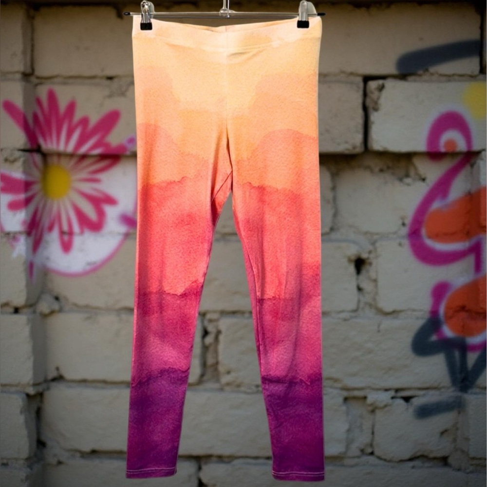 Women’s Ombré Leggings Made in USA Size Medium NWOT